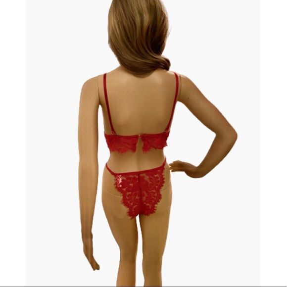 Sexy Deep Red Adjustable Plunge Lace Bra and Cheeky Panties Set. NEW - Picture 3 of 6